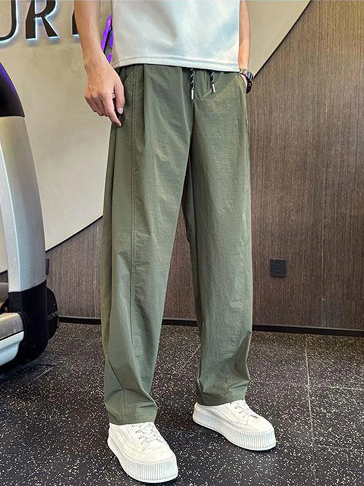 Men's Summer Thin Outdoor Casual Pants Loose Straight Leg Sporty Quick Dry Straight Tube Trousers Simple Fashion Long Trousers
Men's Summer Thin Outdoor Casual Pants Loose Straight Leg Sporty Quick Dry Straight Tube Trousers Simple Fashion Long Trousers
