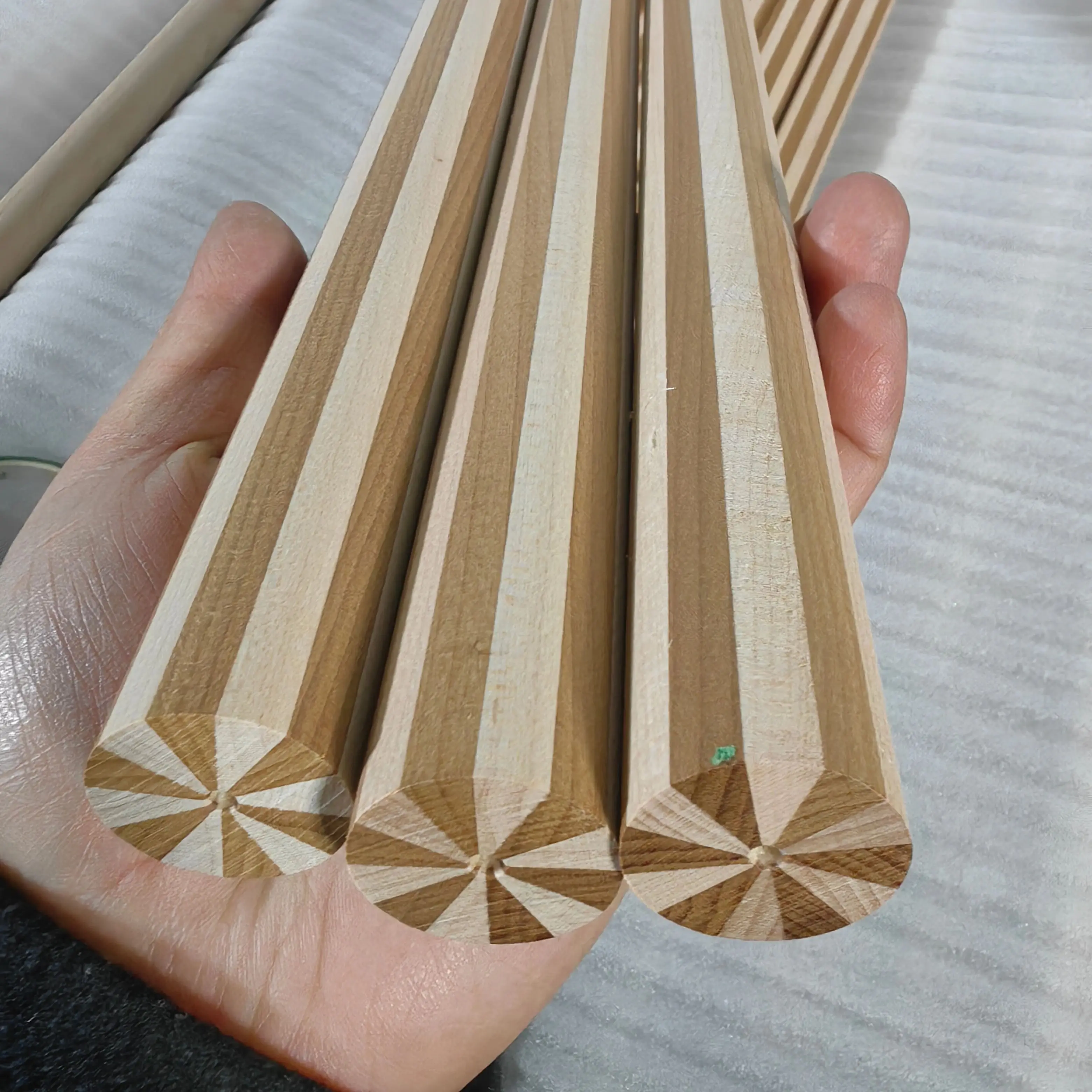 Laminated Wood Maple/Carbonized Maple 12 in 1 Billiards Shaft For Pool Cue Making Length:750mm Diameter:25mm
Laminated Wood Maple/Carbonized Maple 12 in 1 Billiards Shaft For Pool Cue Making Length:750mm Diameter:25mm