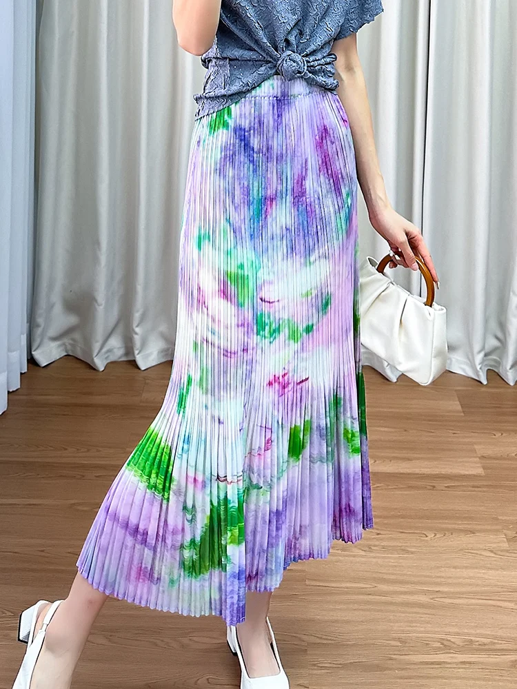High Waist Printed Pleated Straight Cut Skirt Slimming Anti-Aging High-End Silk Women's Summer Fashion Skirt
High Waist Printed Pleated Straight Cut Skirt Slimming Anti-Aging High-End Silk Women's Summer Fashion Skirt