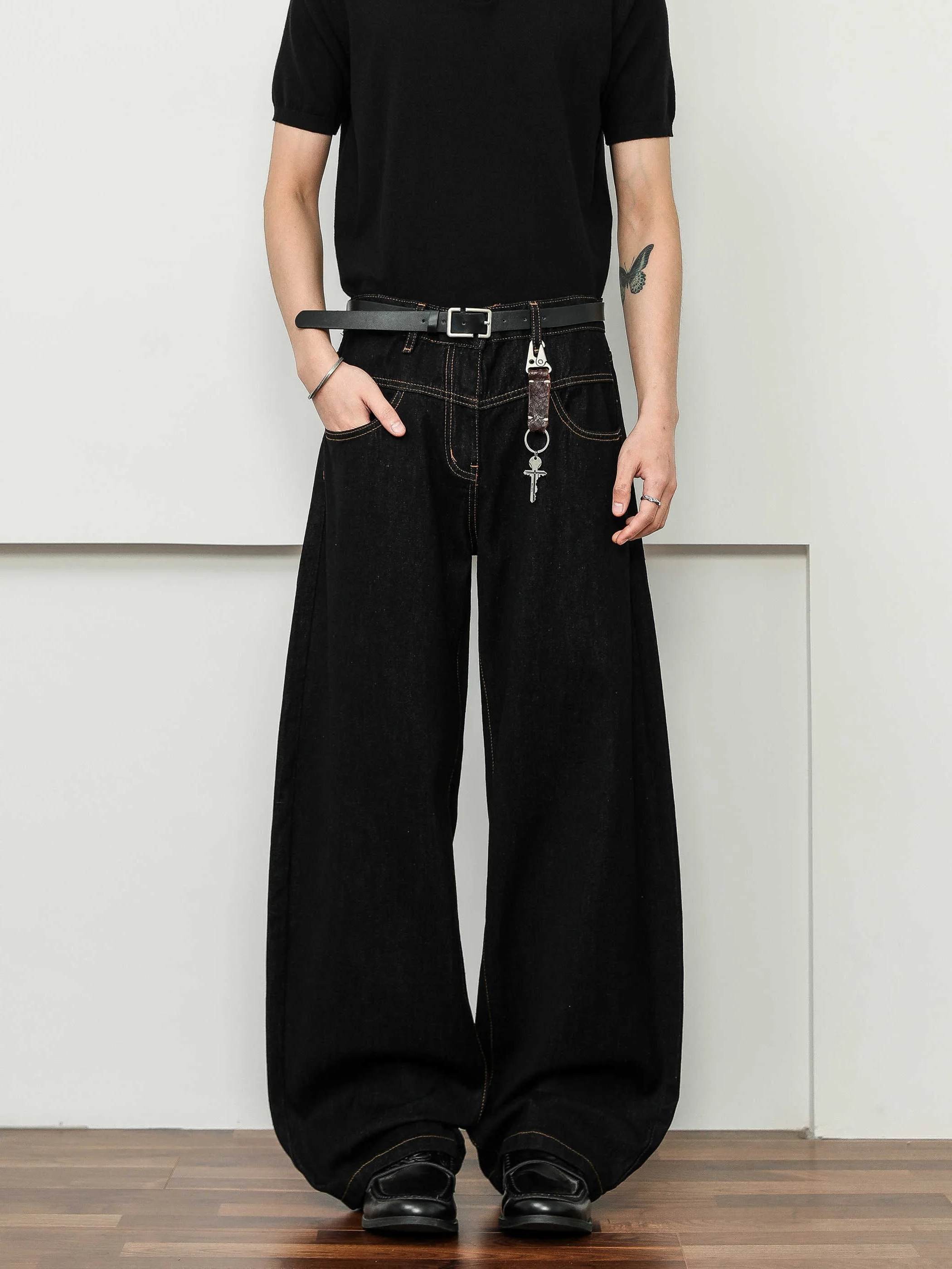 Retro American Sle Men's Jeans Knife Pleat Bla Bow Knife Long Pants Commute Wide Leg Slimming Floor-Length Banana Trousers
Retro American Sle Men's Jeans Knife Pleat Bla Bow Knife Long Pants Commute Wide Leg Slimming Floor-Length Banana Trousers