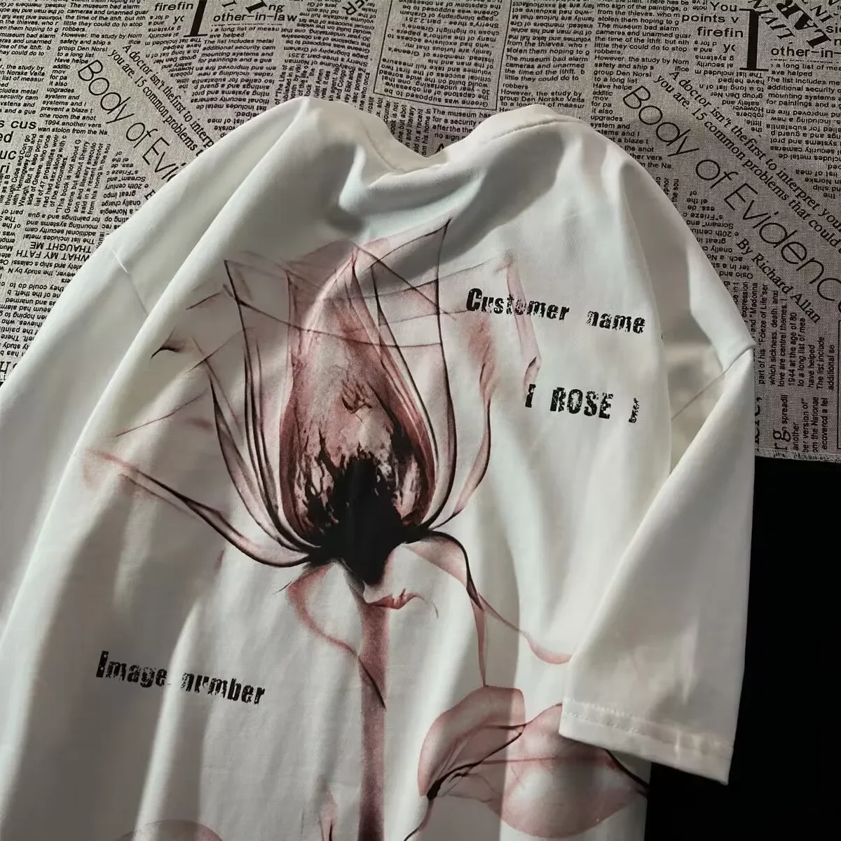 Pure Cotton Lazy Style Niche Rose Print Short Sleeved T-shirt Men and Women in Summer New Loose Casual Versatile Large Top Y2k
Pure Cotton Lazy Style Niche Rose Print Short Sleeved T-shirt Men and Women in Summer New Loose Casual Versatile Large Top Y2k