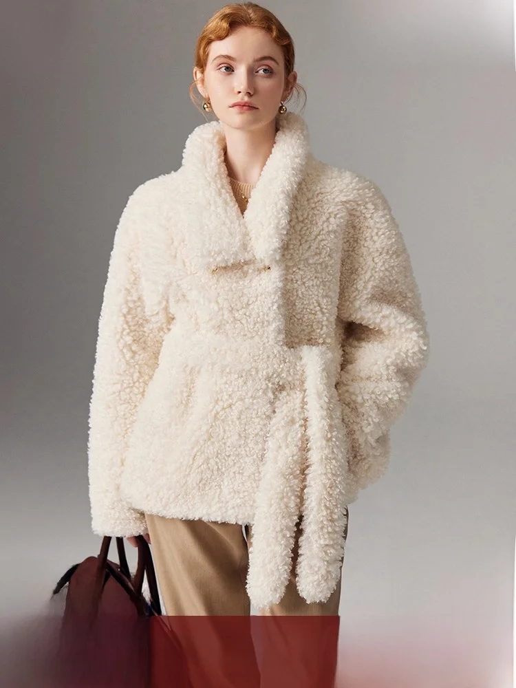 ort Lamb Fur Jaet Women's Inteated Leather And Fur Coat Belted Robe Sle Winter New Arrival Loose Fit Korean Sle
ort Lamb Fur Jaet Women's Inteated Leather And Fur Coat Belted Robe Sle Winter New Arrival Loose Fit Korean Sle