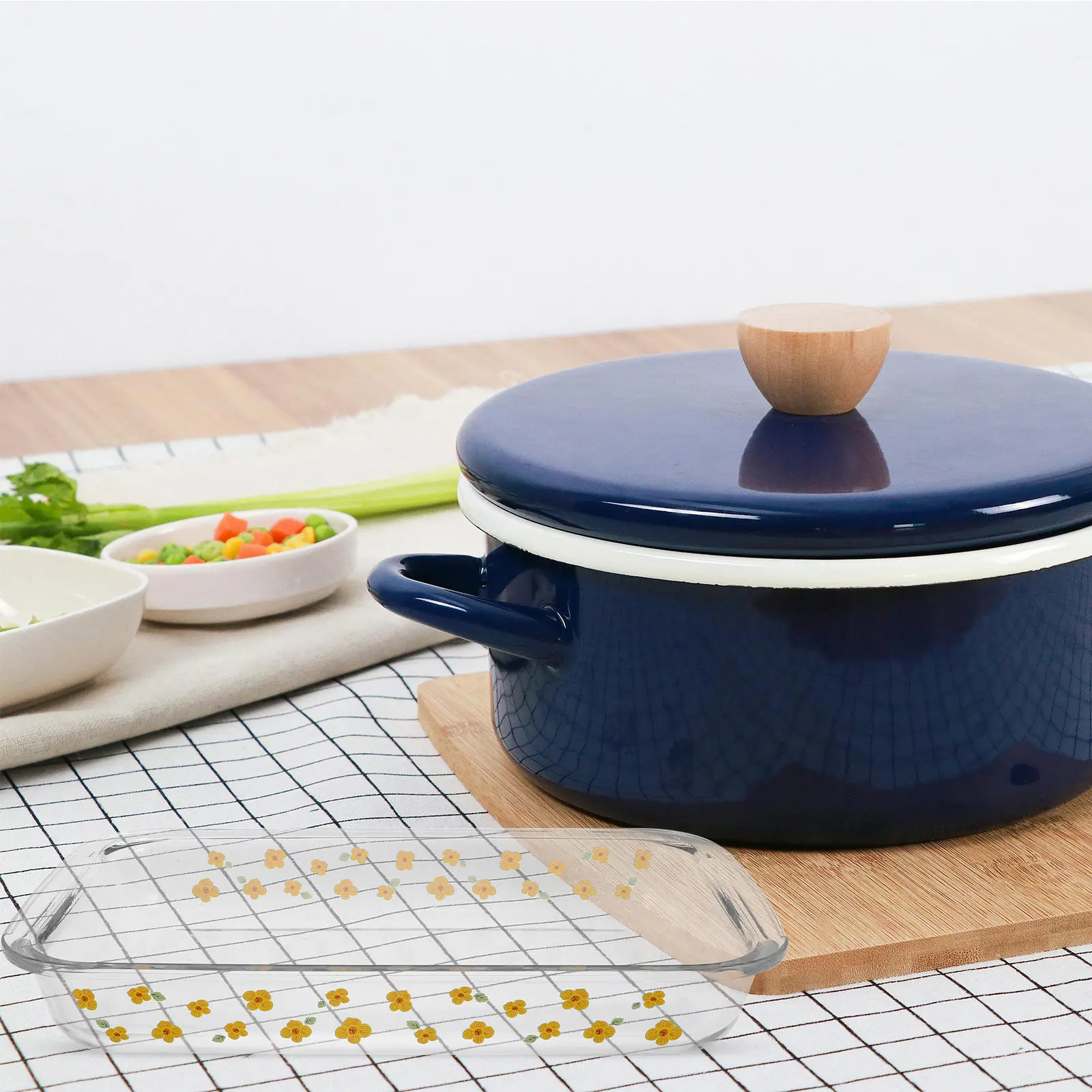 2.2L Deep Rectangular Heat Resistant Glass Baking Dish Oven Safe Microwave Roasting Tray Casserole Bakeware Steamed Fish Plate
2.2L Deep Rectangular Heat Resistant Glass Baking Dish Oven Safe Microwave Roasting Tray Casserole Bakeware Steamed Fish Plate