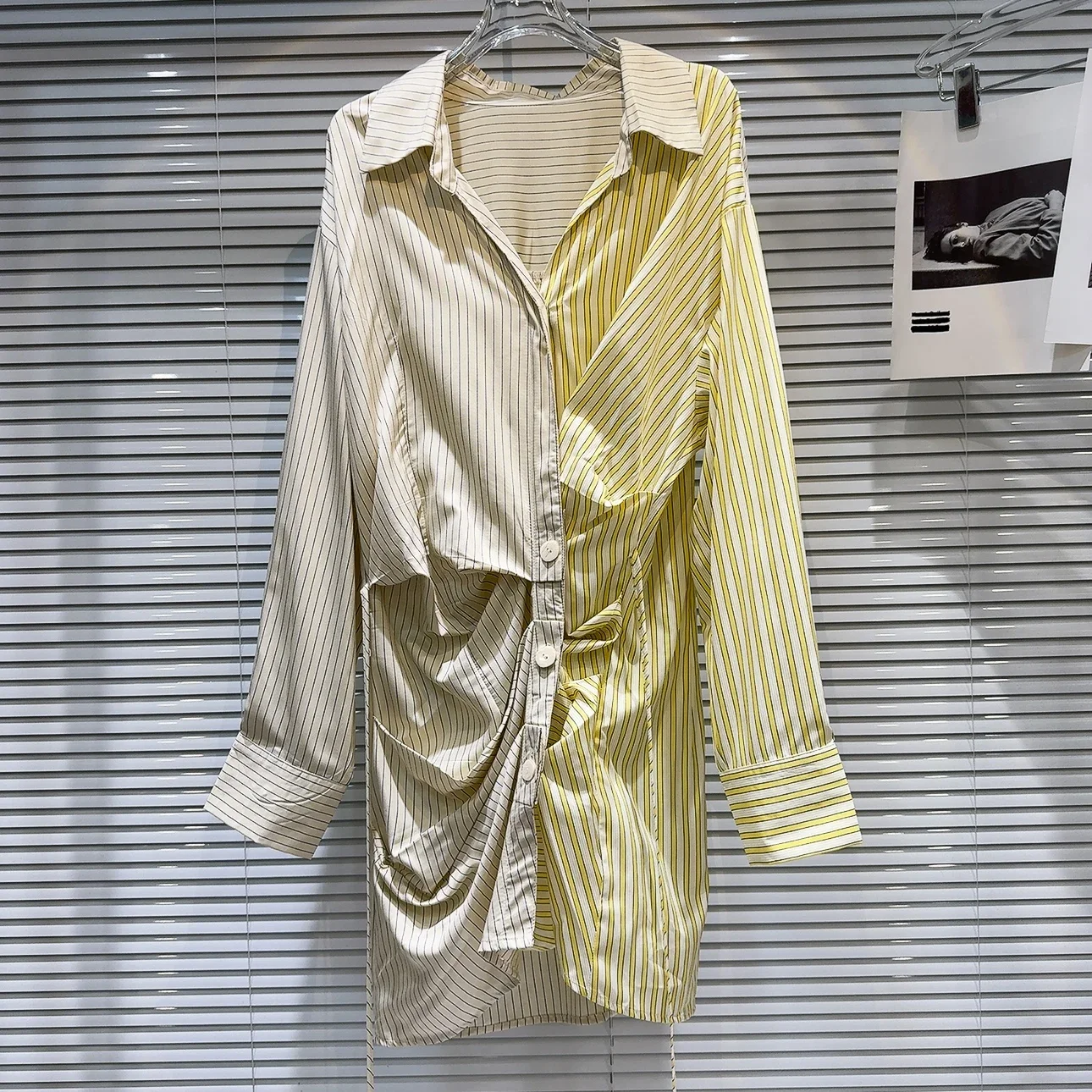 ZOZO Women Dress 2024 Autumn Long Sleeve Color Matching Striped Pleated Shirt Dress For Women Fashion Sexy Short Dress
ZOZO Women Dress 2024 Autumn Long Sleeve Color Matching Striped Pleated Shirt Dress For Women Fashion Sexy Short Dress