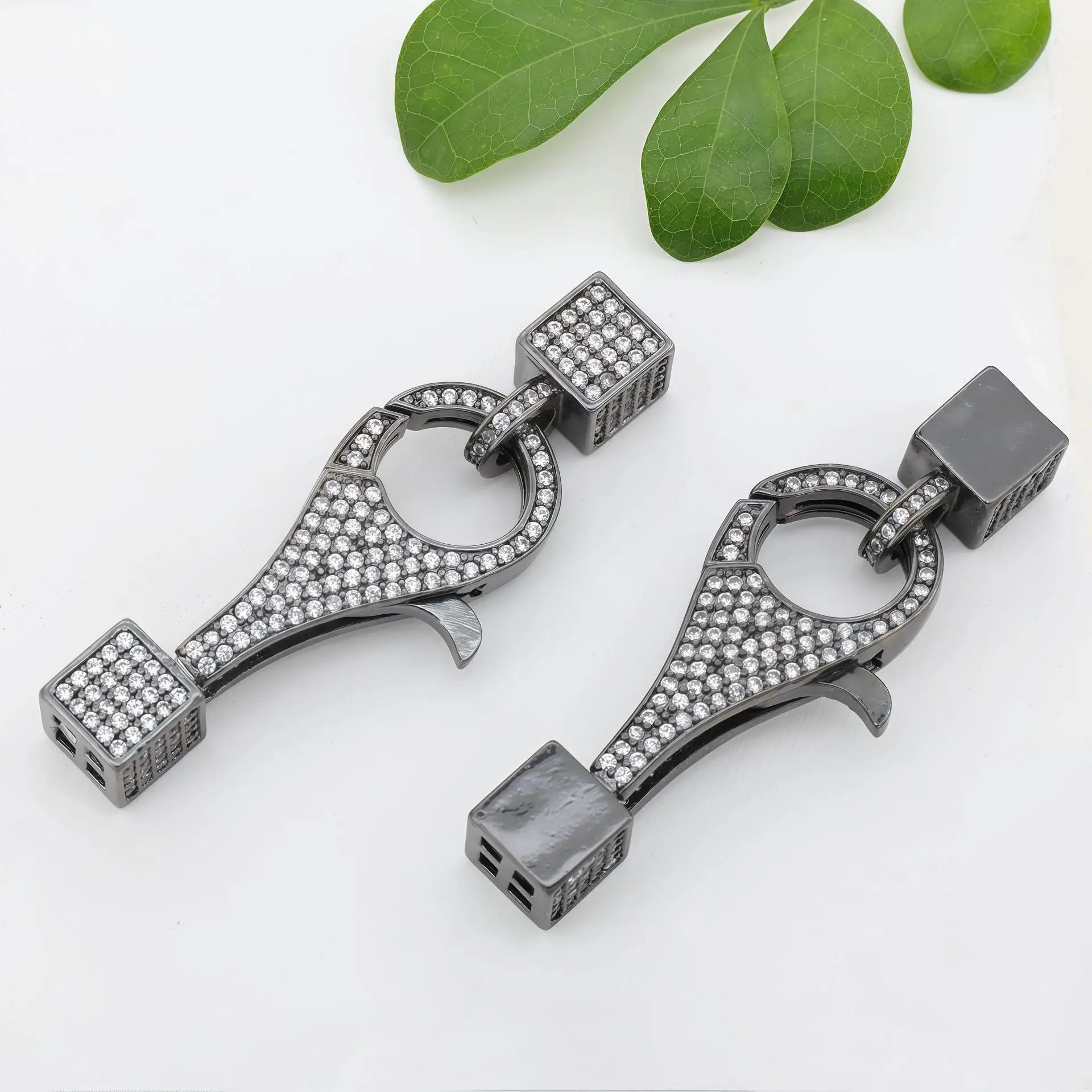 4pcs Labster Copper CZ Clasps For Pearl Bracelets Necklaces Making DIY Craft Accessories
4pcs Labster Copper CZ Clasps For Pearl Bracelets Necklaces Making DIY Craft Accessories