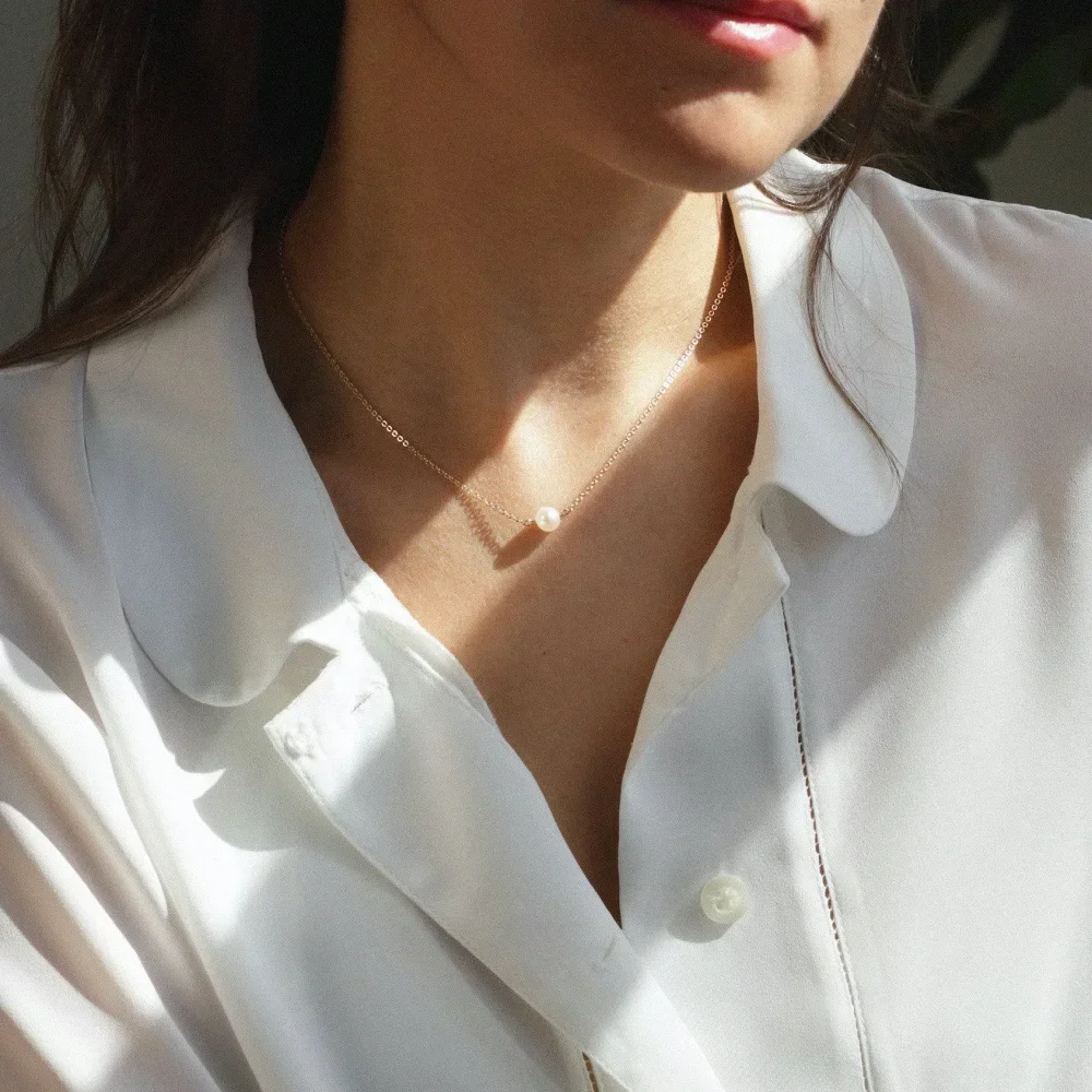 Stainless Steel New Minimalist Y2K Women Light Luxury Elegant Necklace Girl Pearl Pendant, Commemorative Day Popular Jewelry
Stainless Steel New Minimalist Y2K Women Light Luxury Elegant Necklace Girl Pearl Pendant, Commemorative Day Popular Jewelry