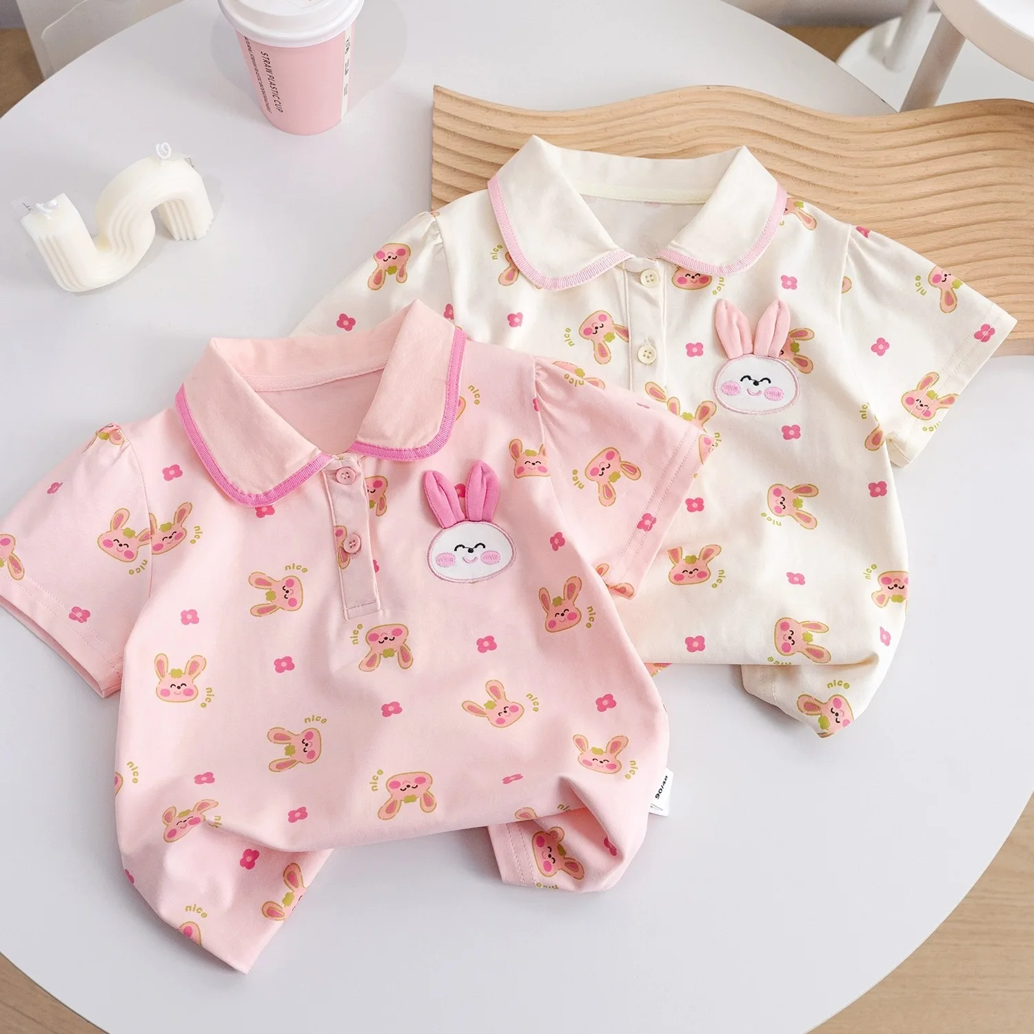Girls' short-sleeved cartoon T-shirt 2024 summer children's casual polo lapel shirt Girls' cotton summer thin top, 1-6 years old
Girls' short-sleeved cartoon T-shirt 2024 summer children's casual polo lapel shirt Girls' cotton summer thin top, 1-6 years old