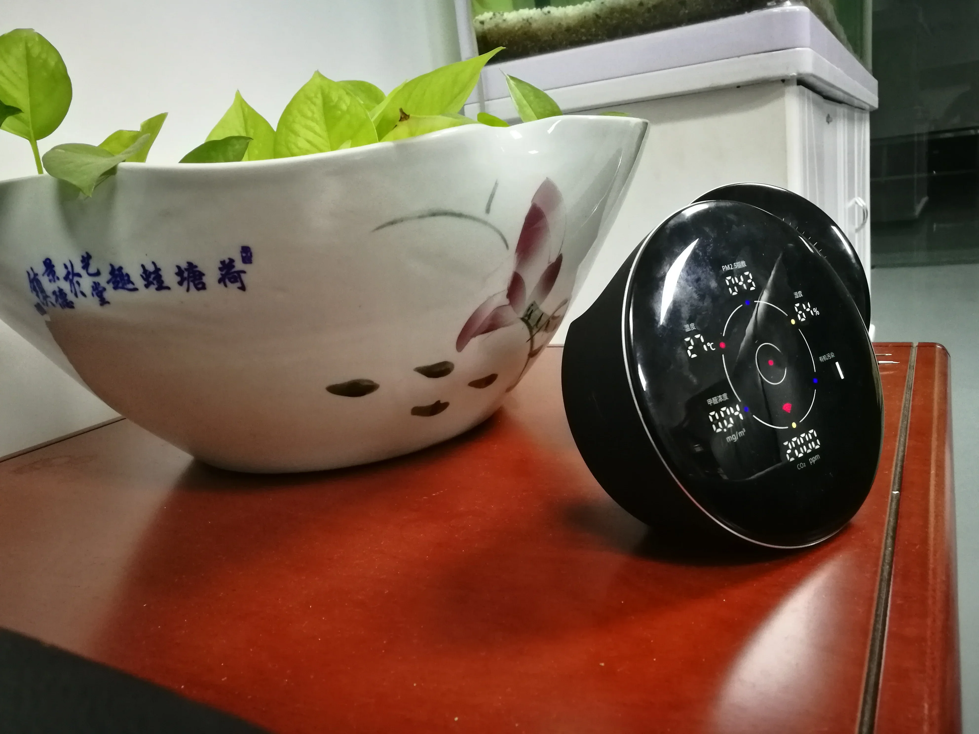 Лидер продаж Kinyo Air Quality Smart Air Housekeeper для обнаружения формальдегида PM2,5 TVOC CO2, содержание и влажность, температура
Лидер продаж Kinyo Air Quality Smart Air Housekeeper для обнаружения формальдегида PM2,5 TVOC CO2, содержание и влажность, температура