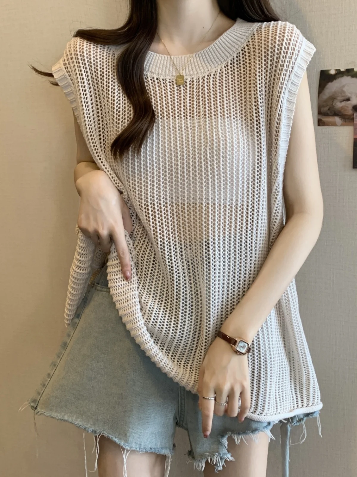 Sleeveless Vest Women's Summer Clothes plus Size Slimming Design Pure Desire Style Sweet Spicy Girl Top Hollow out Cover up
Sleeveless Vest Women's Summer Clothes plus Size Slimming Design Pure Desire Style Sweet Spicy Girl Top Hollow out Cover up