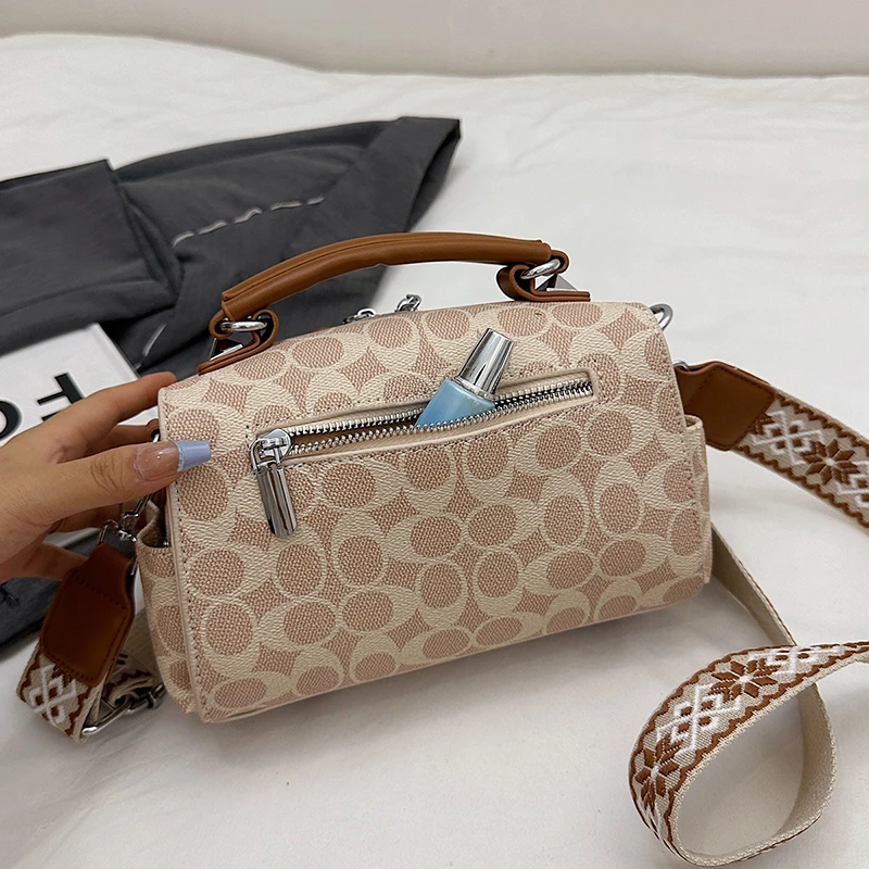 Уникальная модная модная сумка через плечо с элегантным кожаным логотипом и минималистичным дизайном для повседневных женщин
Уникальная модная модная сумка через плечо с элегантным кожаным логотипом и минималистичным дизайном для повседневных женщин