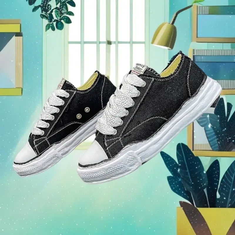 Thick soled raised shell casual shoes are fashionable, stable, simple, comfortable, and have a good appearance10
Thick soled raised shell casual shoes are fashionable, stable, simple, comfortable, and have a good appearance10