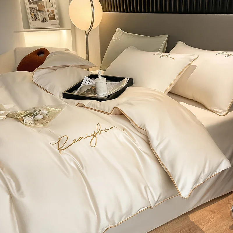 3/4pcs Nordic Luxury Bedding Set 60s Long Staple Cotton Solid Color Duvet Cover King Queen Single Size with Sheet Pillowcases
3/4pcs Nordic Luxury Bedding Set 60s Long Staple Cotton Solid Color Duvet Cover King Queen Single Size with Sheet Pillowcases