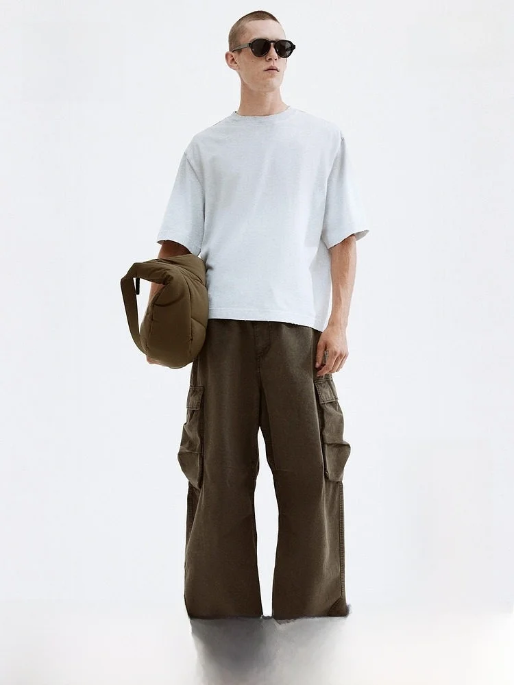 H&M Men's Casual round Ne T-irt Loose Fit Cotton Sweatirt Basic Layering irt Square Large Silhouette ort Sve
H&M Men's Casual round Ne T-irt Loose Fit Cotton Sweatirt Basic Layering irt Square Large Silhouette ort Sve