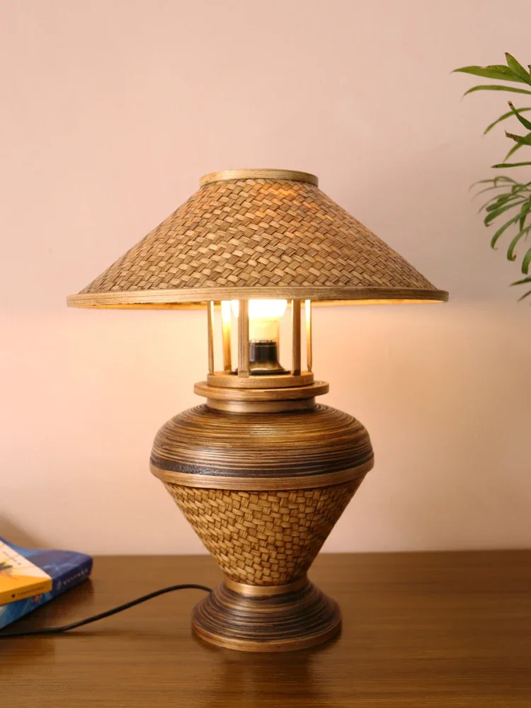 South East Asia style decorative table lamp creative living room bedroom bamboo table lamp Thai club dining room decorative tabl
South East Asia style decorative table lamp creative living room bedroom bamboo table lamp Thai club dining room decorative tabl