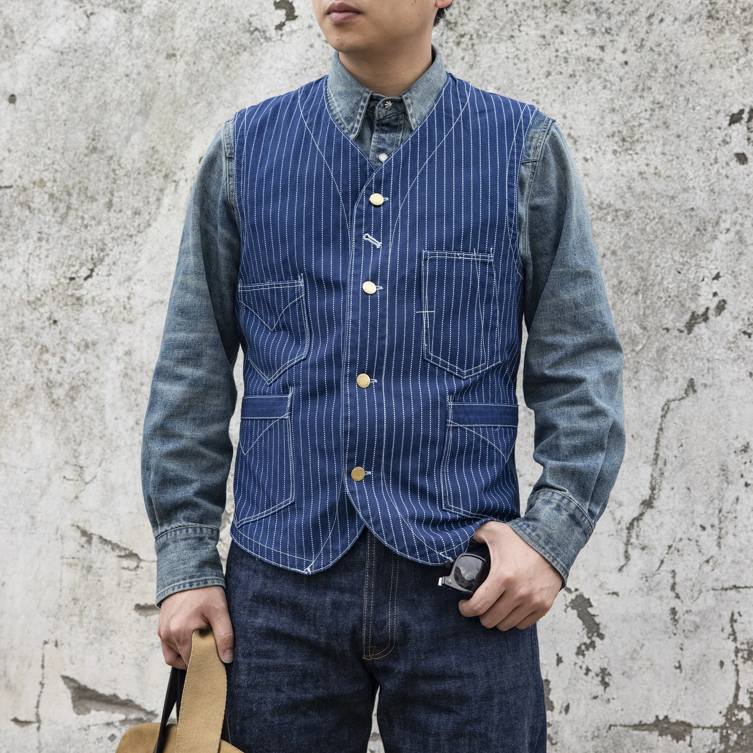 FW-0015 US Big Size Super Quality Multi Pockets Waistcoat Men's Vintage Cotton Canvas Indigo Dye Wabash Vest
FW-0015 US Big Size Super Quality Multi Pockets Waistcoat Men's Vintage Cotton Canvas Indigo Dye Wabash Vest