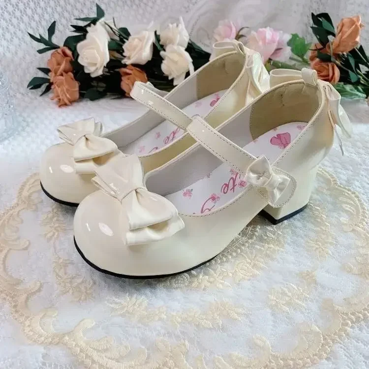 2025 Women's Sweet Party Dress Midi Heels Shoes Fashion PU Sandals Lolita Style Cute Round Head Jane Pumps With Bow shoes
2025 Women's Sweet Party Dress Midi Heels Shoes Fashion PU Sandals Lolita Style Cute Round Head Jane Pumps With Bow shoes