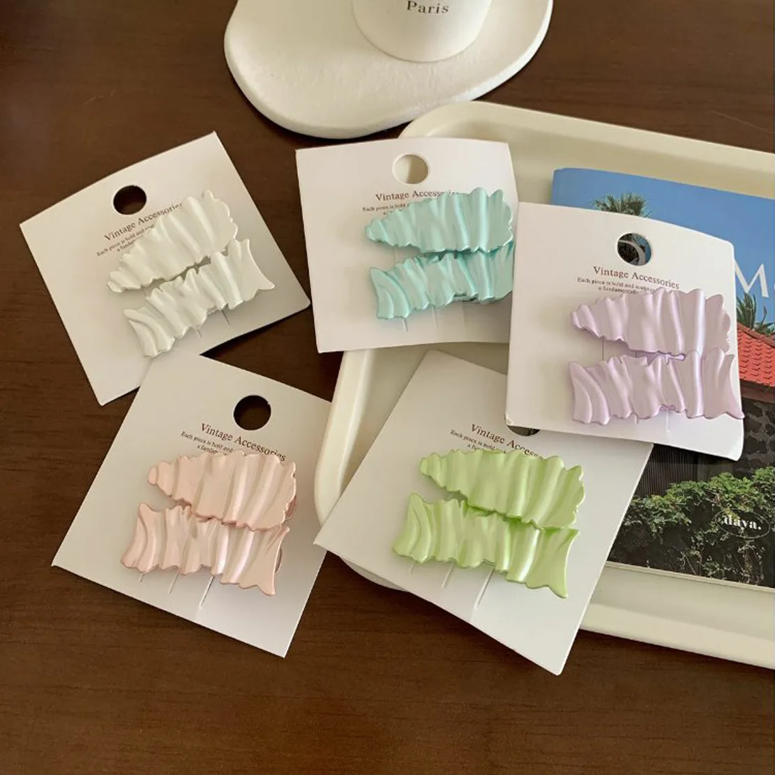 1pc Pearlescent Mermaid Lady Niche Pleated Design Bangs Hair Clips Women's Claw Accessories Jewelry
1pc Pearlescent Mermaid Lady Niche Pleated Design Bangs Hair Clips Women's Claw Accessories Jewelry