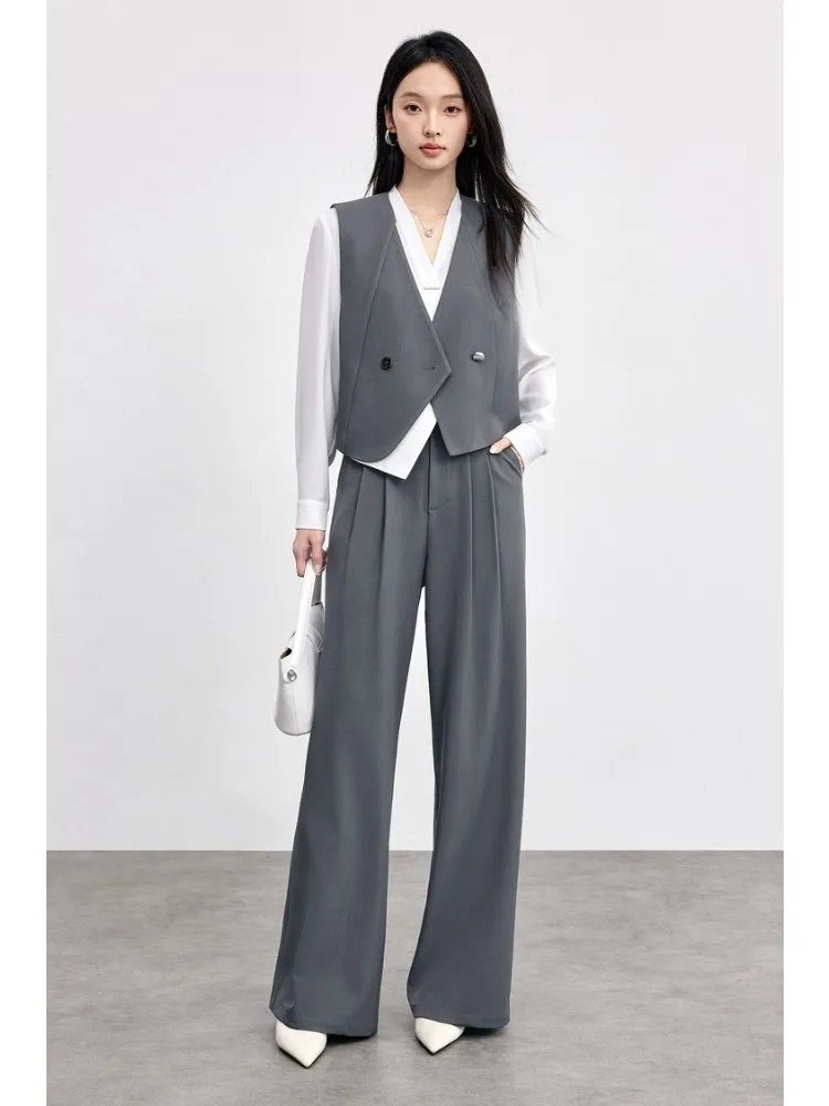 SENTUBILA Women's Commuter Set 2025 AutumnContrast V-neck Cropped Vest & Elastic Waist Straight Leg Trousers 153ZA3043
SENTUBILA Women's Commuter Set 2025 AutumnContrast V-neck Cropped Vest & Elastic Waist Straight Leg Trousers 153ZA3043