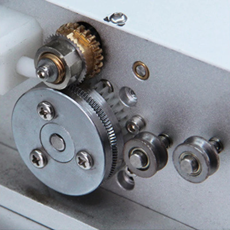 Fully automatic tin-breaking winding machine 0.6-1.2MM/1.5-2.5MM tin wire winding machine, wire winding artifact, automatic tin-
Fully automatic tin-breaking winding machine 0.6-1.2MM/1.5-2.5MM tin wire winding machine, wire winding artifact, automatic tin-