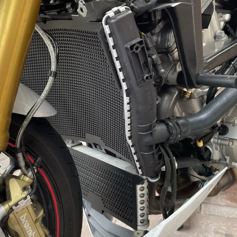 Motorcycle Radiator Guard Protector Grille Cover Protection For BMW S1000RR S1000R S1000XR HP4 Sport SE 2010-2017 2018 2019 2020
Motorcycle Radiator Guard Protector Grille Cover Protection For BMW S1000RR S1000R S1000XR HP4 Sport SE 2010-2017 2018 2019 2020