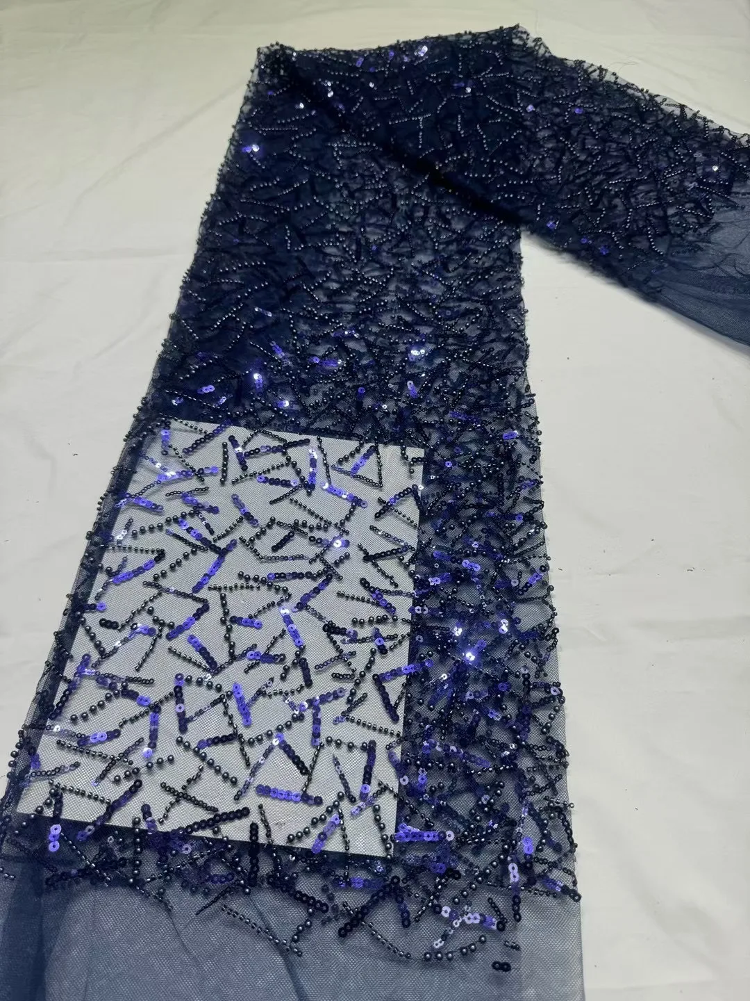 Luxury Evening Dresses 2025 High Quality Embroidery French Lace Fabric African Heavy Beaded Sequins Tulle Lace Fabric For Sewing
Luxury Evening Dresses 2025 High Quality Embroidery French Lace Fabric African Heavy Beaded Sequins Tulle Lace Fabric For Sewing