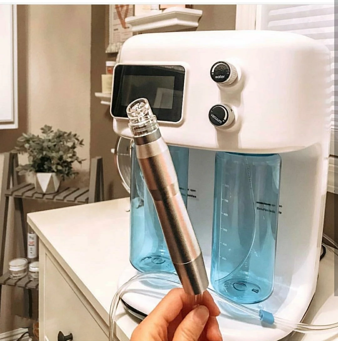 High Cost-Effective Multifunction Skin Rejuvenation Beauty Machine Hydrodermabrasion Facial Care Device for Household Salon Use
High Cost-Effective Multifunction Skin Rejuvenation Beauty Machine Hydrodermabrasion Facial Care Device for Household Salon Use