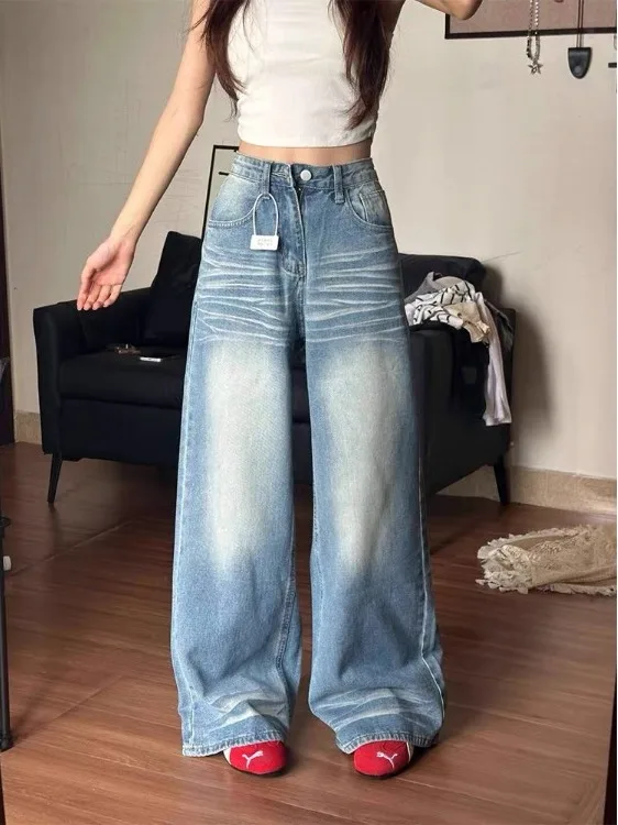 High Waist Wide Leg Denim Jeans Women's Loose Fit Straight Leg Long Pants Vintage Washed Texture Slimming Effect Casual Style
High Waist Wide Leg Denim Jeans Women's Loose Fit Straight Leg Long Pants Vintage Washed Texture Slimming Effect Casual Style