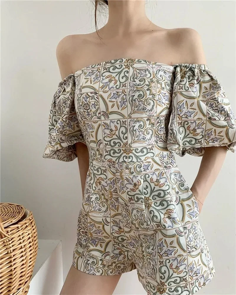 Summer 2024 French Retro Dress Female New Korean Version of The Ceramic Tile Print Waist Slimming Square Collar Dresses Autumn
Summer 2024 French Retro Dress Female New Korean Version of The Ceramic Tile Print Waist Slimming Square Collar Dresses Autumn