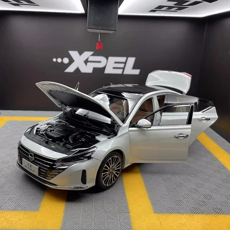 Nissan Altima 2022, автомобиль 1:18, имитация модели автомобиля из сплава, коллекция игрушек, открытый подарок, аксессуары, модель Scarcity
Nissan Altima 2022, автомобиль 1:18, имитация модели автомобиля из сплава, коллекция игрушек, открытый подарок, аксессуары, модель Scarcity