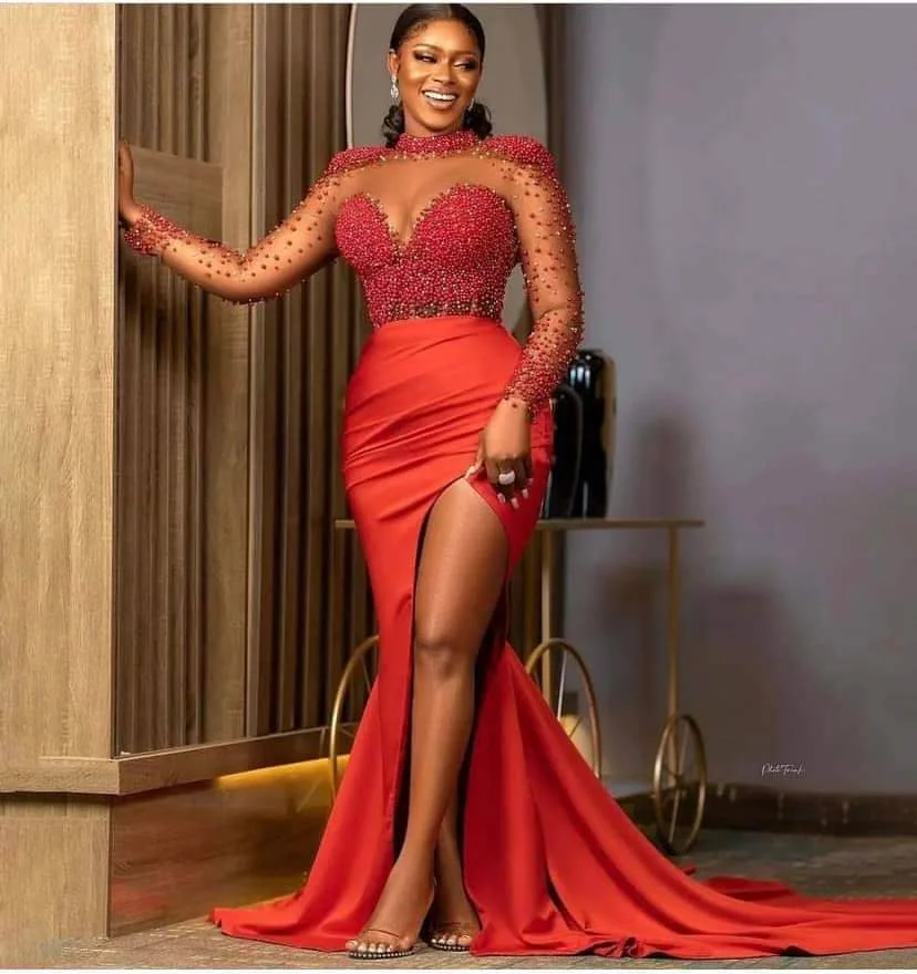 Red Long Sleeves Evening Dresses Mermaid 2023 Luxury Beads Pearls with Slit Dubai Style African Women Formal Wedding Party Gowns
Red Long Sleeves Evening Dresses Mermaid 2023 Luxury Beads Pearls with Slit Dubai Style African Women Formal Wedding Party Gowns