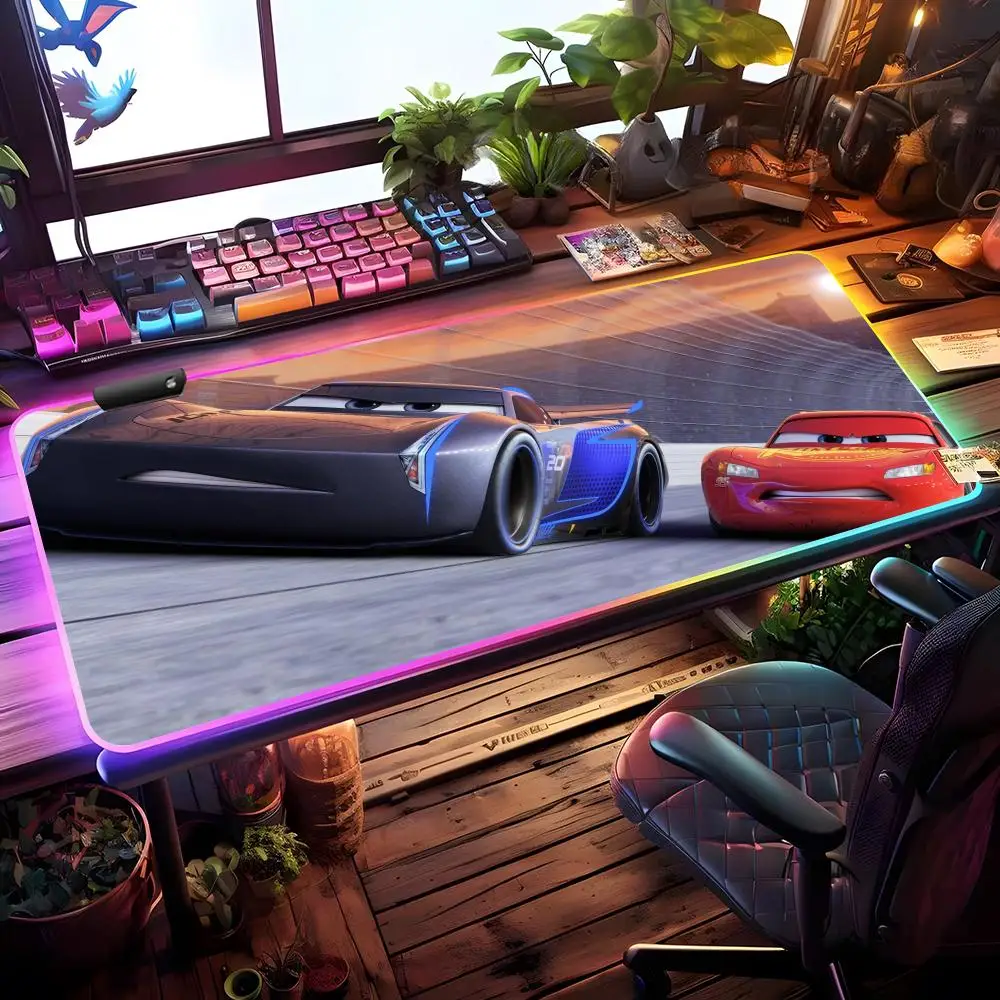 Милый коврик для мыши Cartton M-mcqueen Carses RGB игровой коврик для мыши настольный коврик HD геймер большой светодиодный светильник XXL коврики для мыши
Милый коврик для мыши Cartton M-mcqueen Carses RGB игровой коврик для мыши настольный коврик HD геймер большой светодиодный светильник XXL коврики для мыши
