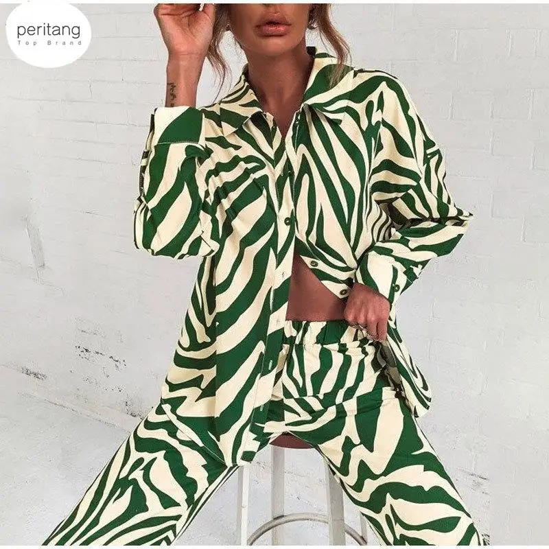 Женский свободный костюм из двух предметов, элегантный топ с длинным рукавом и брюки с высокой талией на резинке, весенние брючные костюмы в полоску
Женский свободный костюм из двух предметов, элегантный топ с длинным рукавом и брюки с высокой талией на резинке, весенние брючные костюмы в полоску