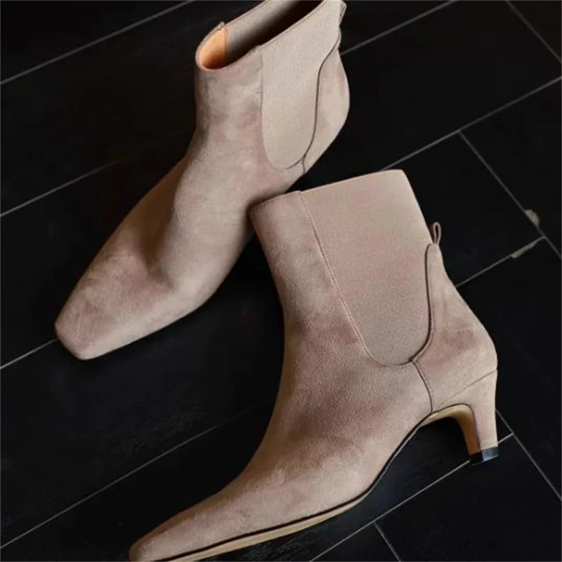 Stitching Shoes for Womens Square Toes Kitten Heels Ladies Suede Female Boots Mixed Colors Velvet Sewing Lines Zapatos Mujer
Stitching Shoes for Womens Square Toes Kitten Heels Ladies Suede Female Boots Mixed Colors Velvet Sewing Lines Zapatos Mujer