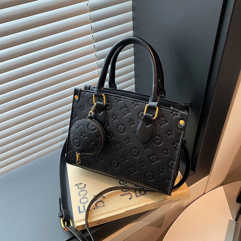 Luxury Designer Leather Crossbody Bag For Women Handbag Shoulder Bag Classic Elegant Popular Among Ladies
Luxury Designer Leather Crossbody Bag For Women Handbag Shoulder Bag Classic Elegant Popular Among Ladies