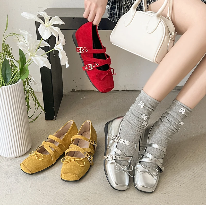 Spring and Autumn Square Toe Ballet Shoes with Butterfly-Knot Detail for Ladies Low Heel Casual Shoes Woman
Spring and Autumn Square Toe Ballet Shoes with Butterfly-Knot Detail for Ladies Low Heel Casual Shoes Woman