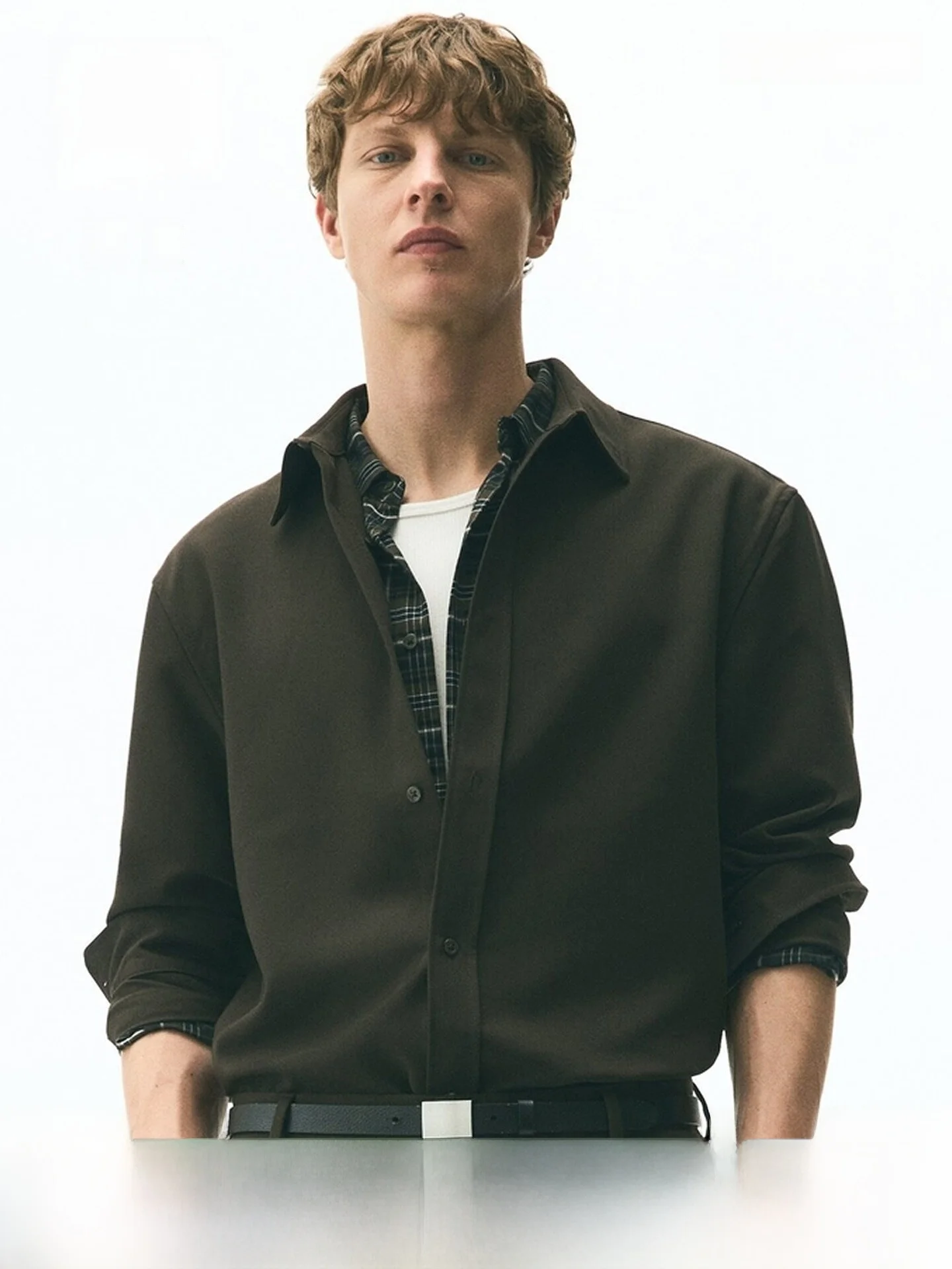 H&M Men's Casual Fashion Shirt Summer Button-down Neck Checkered Fabric 1301706 Long Sleeve Regular Fit Polyester Blend
H&M Men's Casual Fashion Shirt Summer Button-down Neck Checkered Fabric 1301706 Long Sleeve Regular Fit Polyester Blend