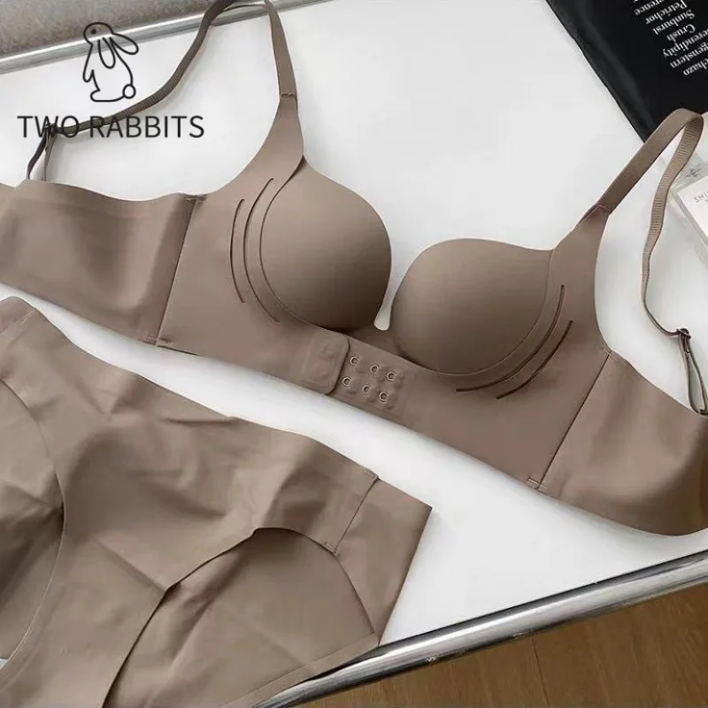 Seamless Bra for Women Small Bust Lift Enhances Fullness Anti-Sagging Tucks Armpit Bulges Anti-Spread Thick Bra Comfortable
Seamless Bra for Women Small Bust Lift Enhances Fullness Anti-Sagging Tucks Armpit Bulges Anti-Spread Thick Bra Comfortable