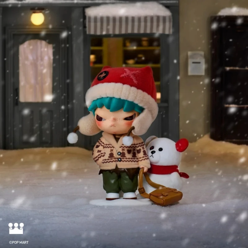 POPMART HIRONO Перед снежными отрубями Серия Фигурка Слепая коробка Периферийный подарок Художественные детали и модный подарок-сюрприз на Рождество
POPMART HIRONO Перед снежными отрубями Серия Фигурка Слепая коробка Периферийный подарок Художественные детали и модный подарок-сюрприз на Рождество