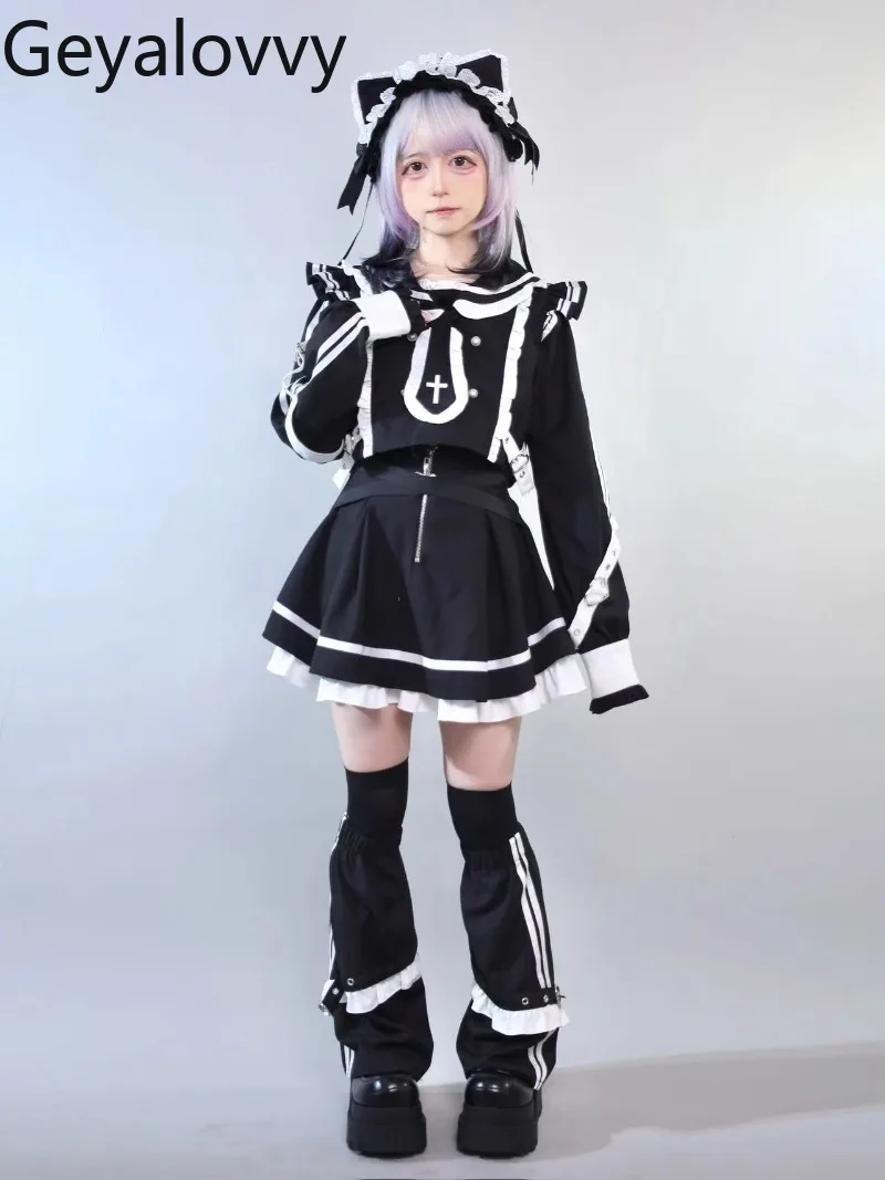 Three-piece Set Black White Color Matching Long-sleeved Top Sweet and Cute Girls' Short Sweatshirt and High-waisted Zipper Skirt
Three-piece Set Black White Color Matching Long-sleeved Top Sweet and Cute Girls' Short Sweatshirt and High-waisted Zipper Skirt