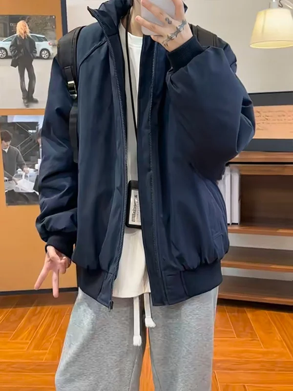 Мужская зимняя куртка American Sle Tee-Proof Pilot Collar: теплая повседневная верхняя одежда из хлопка, модная, свободного кроя, с элементами пэчворка
Мужская зимняя куртка American Sle Tee-Proof Pilot Collar: теплая повседневная верхняя одежда из хлопка, модная, свободного кроя, с элементами пэчворка