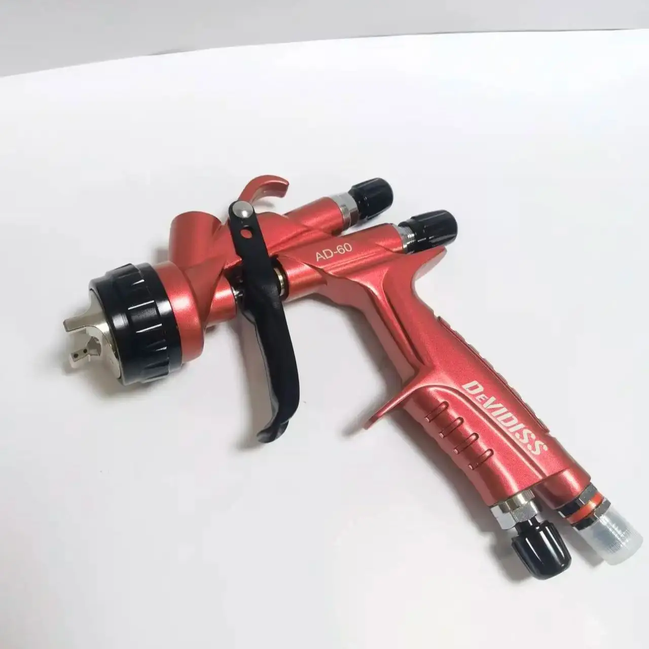 Bestselle DEVIDISS AD-60 red Pneumatic Varnish Paint Spray Gun High Atomization Low Pressure 1.3mm 600ML
Bestselle DEVIDISS AD-60 red Pneumatic Varnish Paint Spray Gun High Atomization Low Pressure 1.3mm 600ML