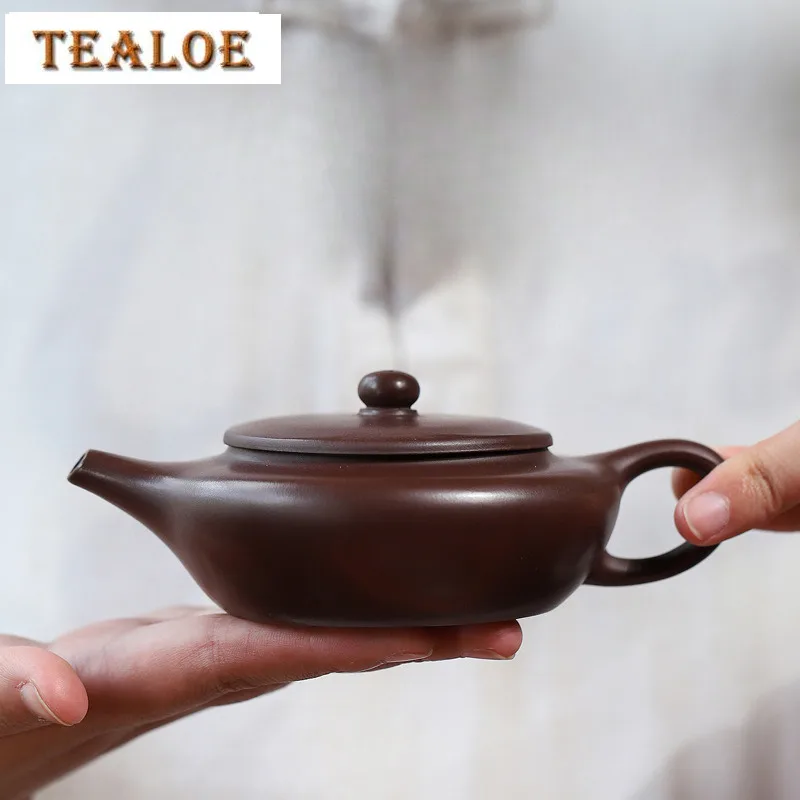 180ml Antique Yixing Purple Clay Teapots Handmade Bian Chen Pot Raw Ore Purple Zhu Mud Kettle Chinese Zisha Teaset Gift Supplies
180ml Antique Yixing Purple Clay Teapots Handmade Bian Chen Pot Raw Ore Purple Zhu Mud Kettle Chinese Zisha Teaset Gift Supplies