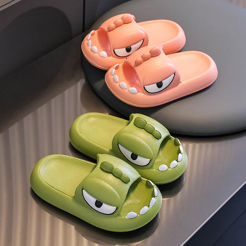 Summer Slippers New Fashion Versatile Kid Shoes Cute Cartoon Indoor Girl Shoes Home Waterproof Anti Slip Trendy Boy Shoe Klapki
Summer Slippers New Fashion Versatile Kid Shoes Cute Cartoon Indoor Girl Shoes Home Waterproof Anti Slip Trendy Boy Shoe Klapki