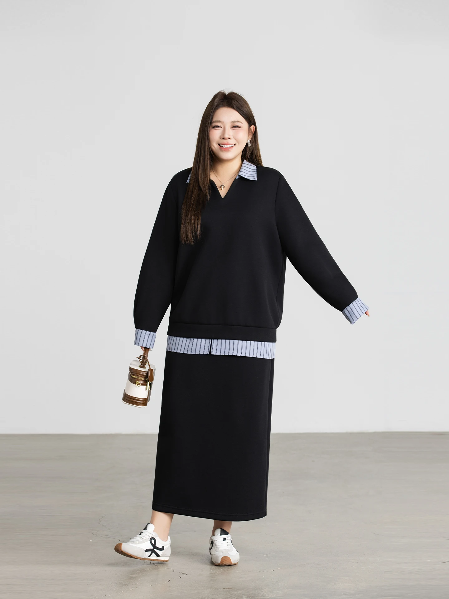 plus Size Women's Striped V-Ne Sweatirt Set Loose Fit Casual Spor Two-Piece Set Korean Sle Long Pants Cotton Polyester
plus Size Women's Striped V-Ne Sweatirt Set Loose Fit Casual Spor Two-Piece Set Korean Sle Long Pants Cotton Polyester