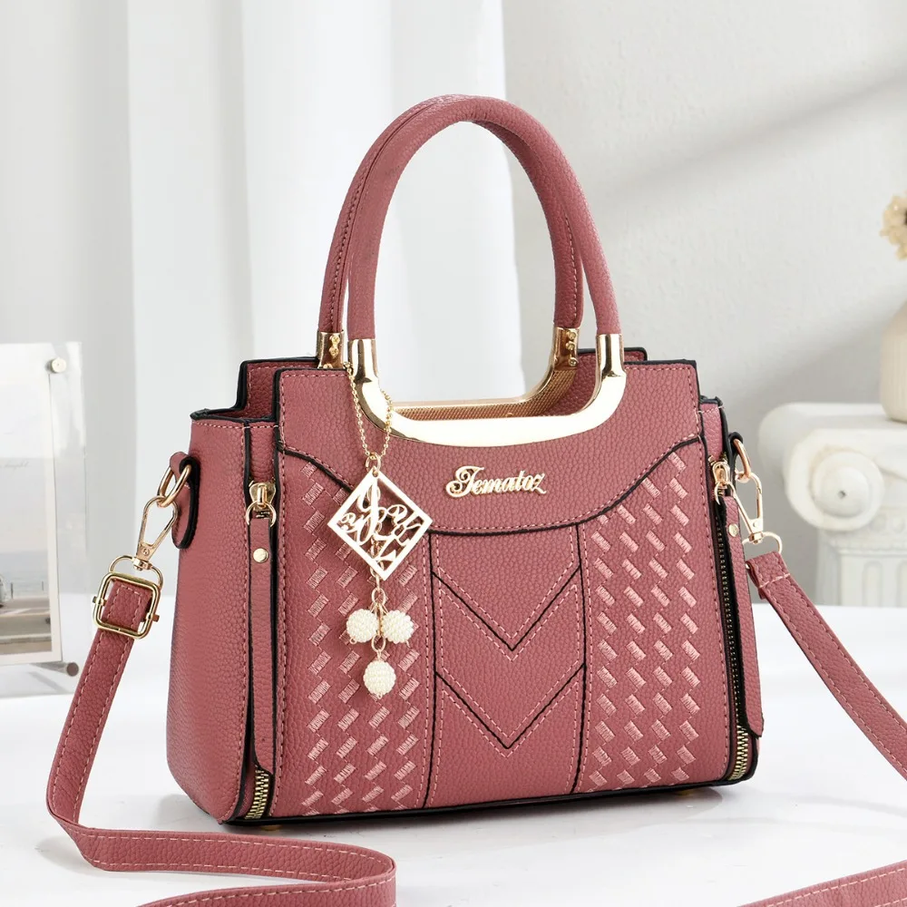 Fashion PU Women's Handbag Stylish Vintage Tote Bag Large Capacity Durable Shoulder Crossbody Bag Mom
Fashion PU Women's Handbag Stylish Vintage Tote Bag Large Capacity Durable Shoulder Crossbody Bag Mom