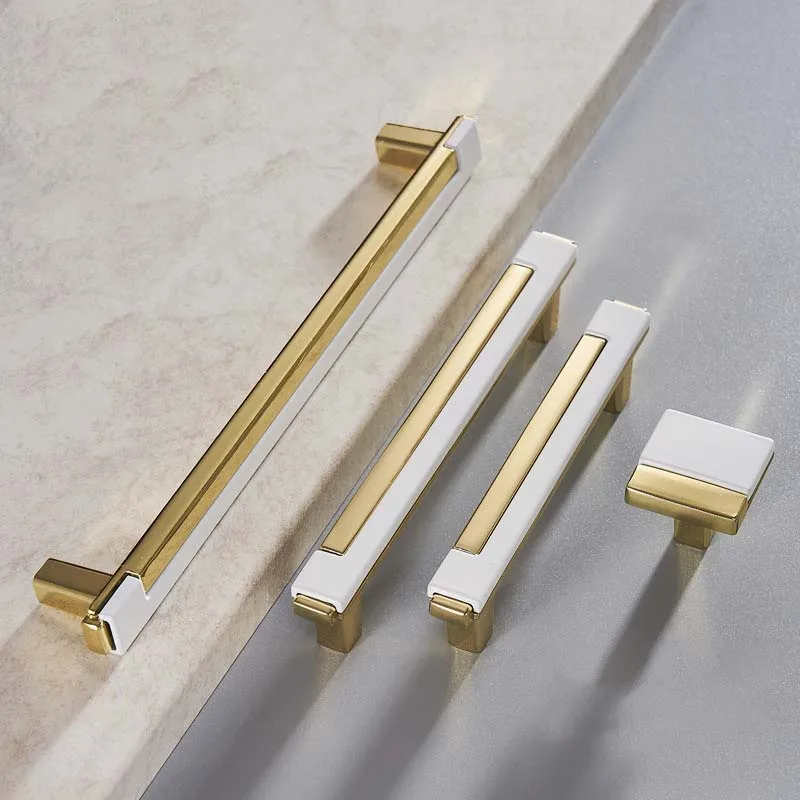 Kitchen Cabinet Door Handle Light Luxury Bedside Table Drawer Handle Single Hole Modern Minimalist Nordic Cabinet Handle Knobs
Kitchen Cabinet Door Handle Light Luxury Bedside Table Drawer Handle Single Hole Modern Minimalist Nordic Cabinet Handle Knobs