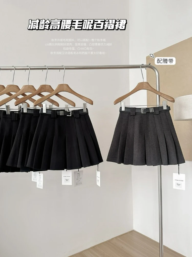 Осень-зима для женщин JK Preppy College Style 2000-х Эстетическая шерстяная мини-плиссированная юбка трапециевидной формы Корейская мода Y2k Кокетка Gyaru Новинка
Осень-зима для женщин JK Preppy College Style 2000-х Эстетическая шерстяная мини-плиссированная юбка трапециевидной формы Корейская мода Y2k Кокетка Gyaru Новинка