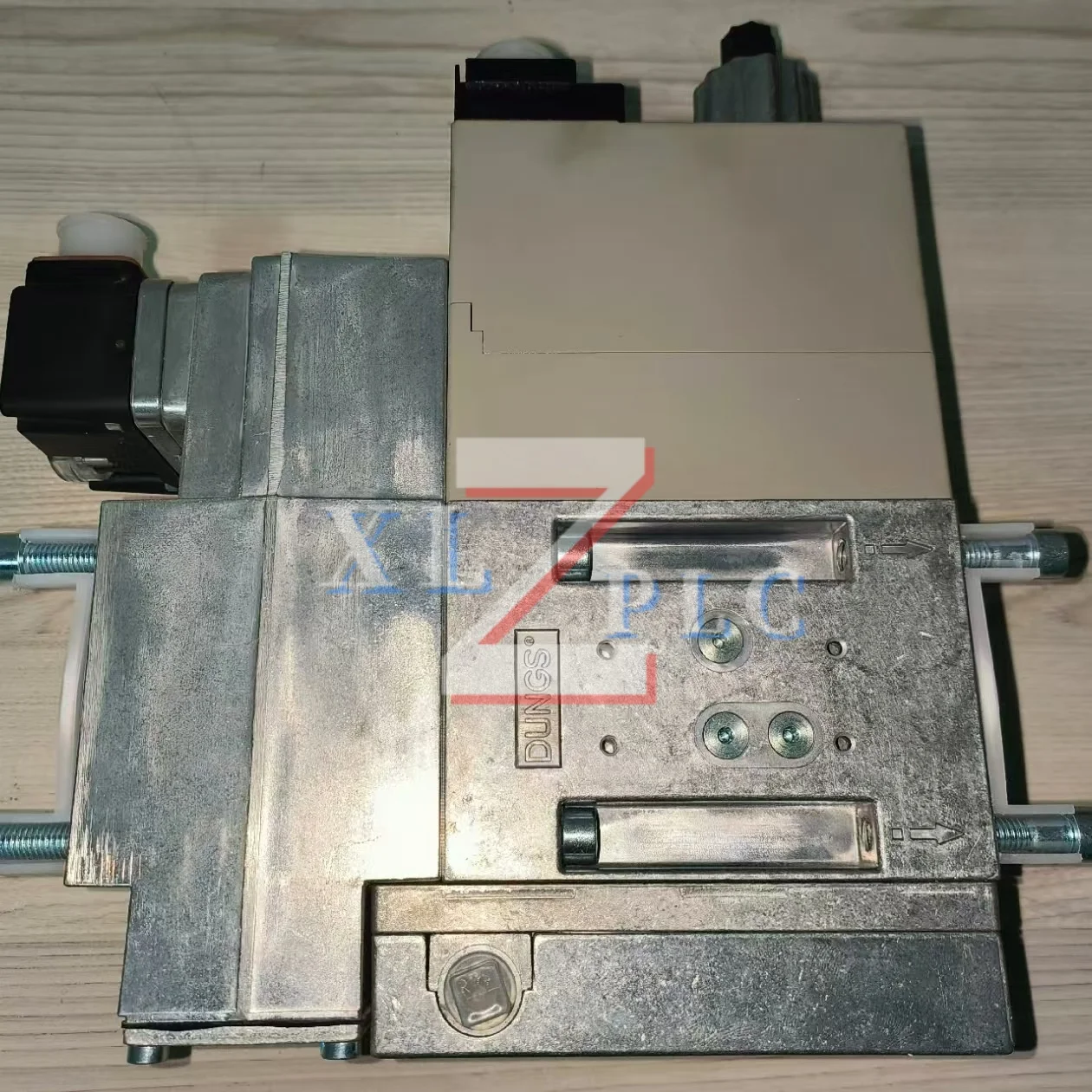 new original Solenoid Valve MB-DLE420B01S50
new original Solenoid Valve MB-DLE420B01S50