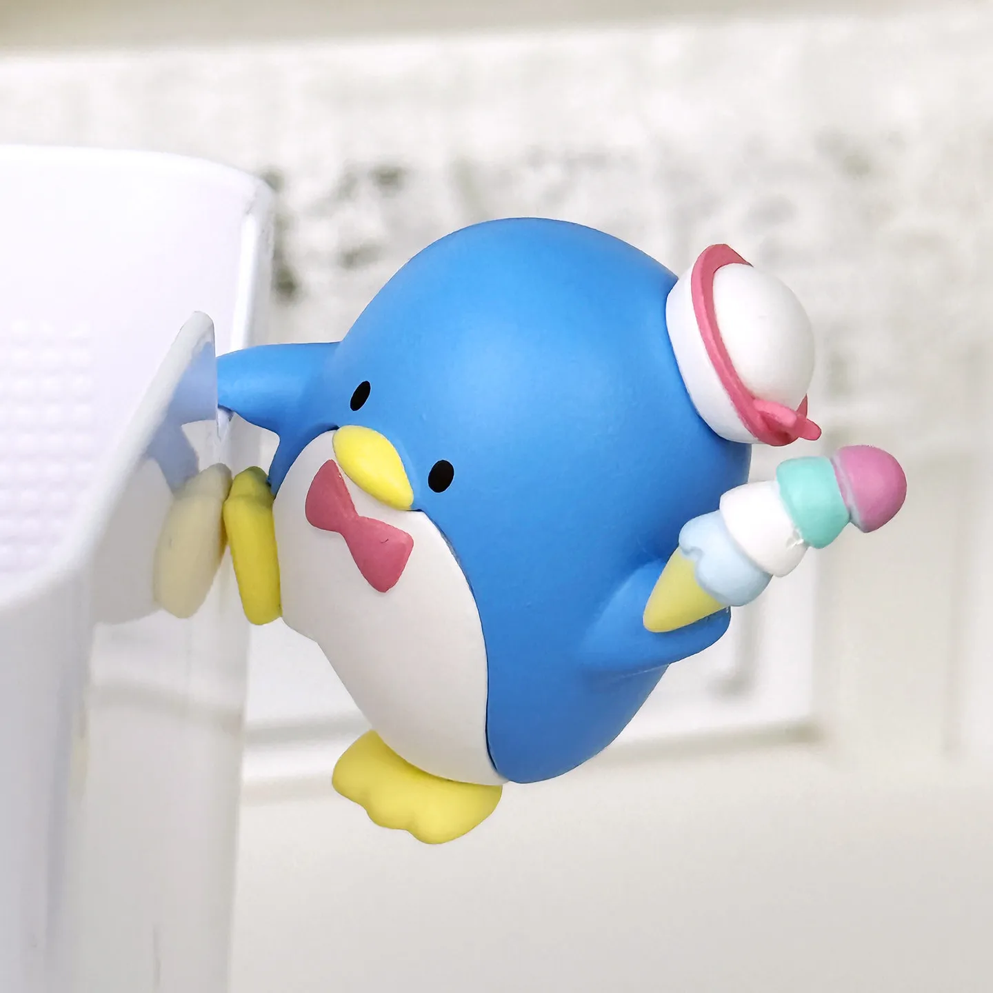 In Stock Anime Characters Kuromi Ugly Fish Cup Hanging Blind Box Kawaii Mini Action Figure Cup Edge Ornament Fans Surprise Gift
In Stock Anime Characters Kuromi Ugly Fish Cup Hanging Blind Box Kawaii Mini Action Figure Cup Edge Ornament Fans Surprise Gift
