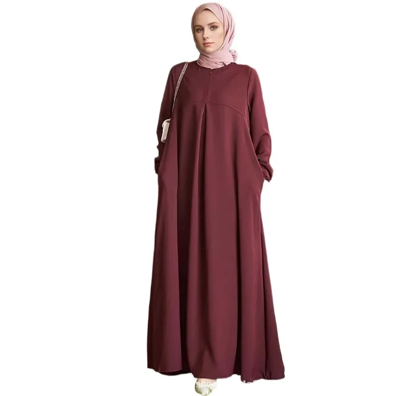 Middle East Arab Fashion Spring Woman Long Muslim Dress Loose and Elegant Abaya Dress for Women Traditional Festival Clothing
Middle East Arab Fashion Spring Woman Long Muslim Dress Loose and Elegant Abaya Dress for Women Traditional Festival Clothing